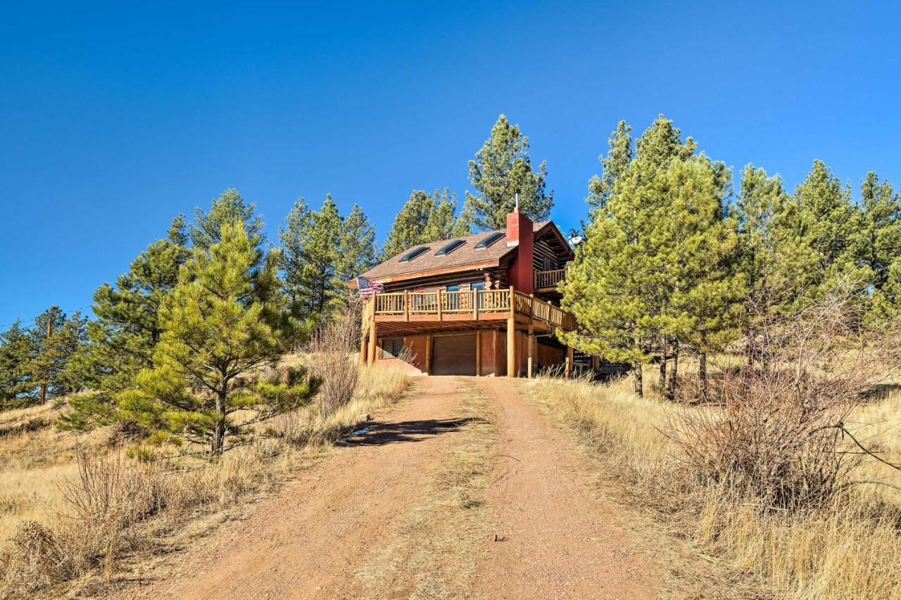 Classic Colorado Log Home With Mountain Views! Florissant Bagian luar foto